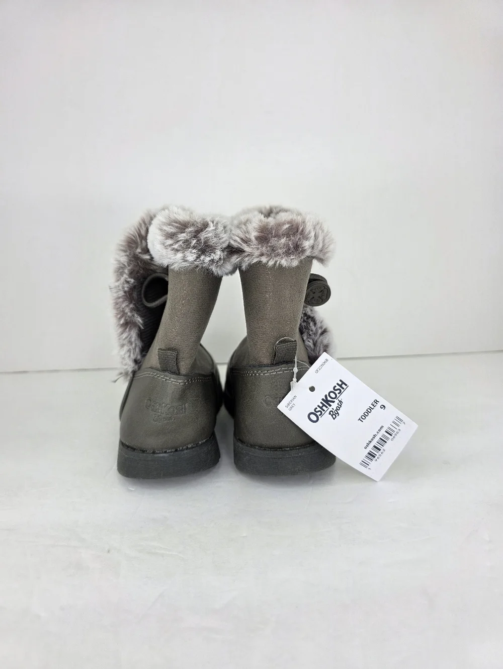 NWT Girls Oshkosh B'gosh Gray Faux Fur Lined Winter Boots Toddler's Size‎ 9M